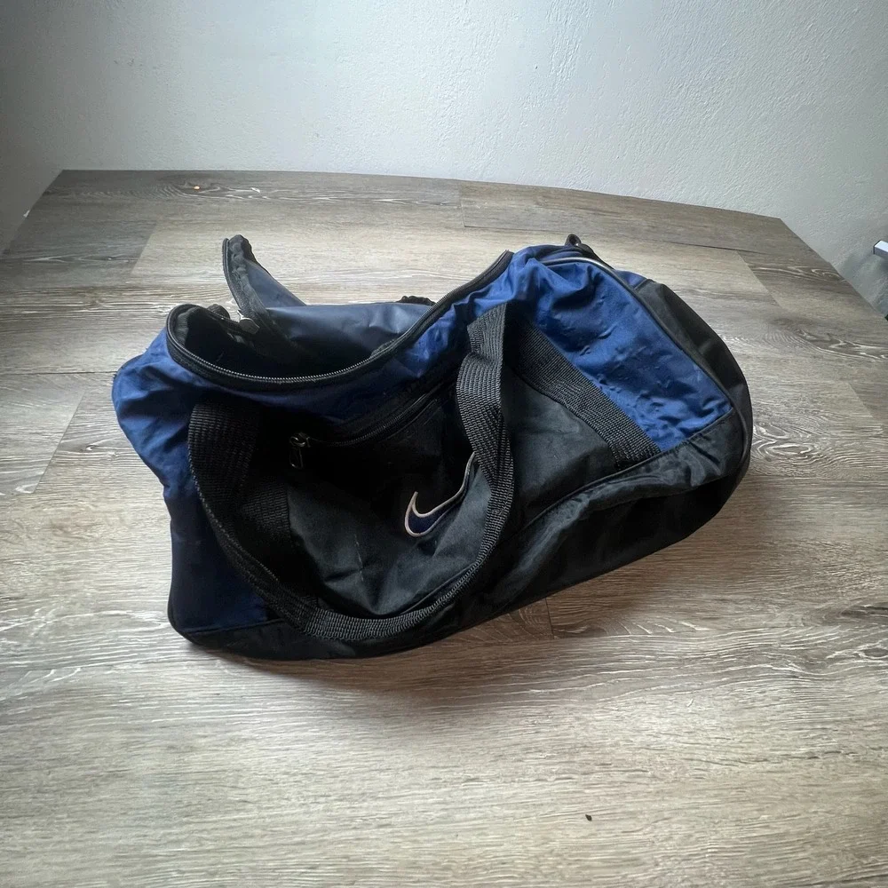 Nike Duffel Bag Unisex‎ Large Navy Blue Black Vintage Swoosh Gym Travel Bag